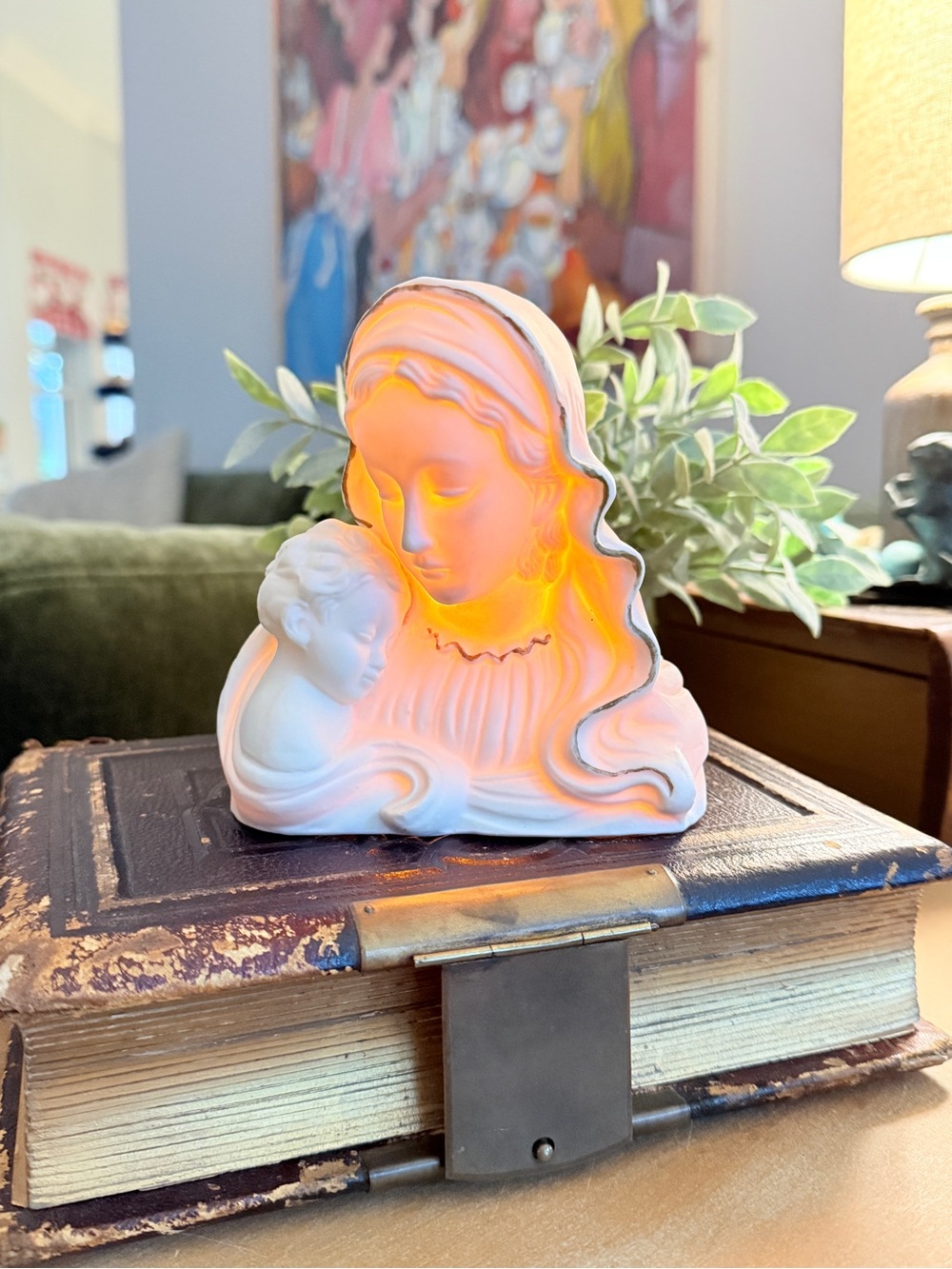 Vintage Porcelain Madonna & Child Night Light - Picture 7 of 16